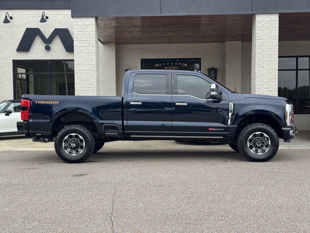 2024 Ford F-250 Platinum photo 17