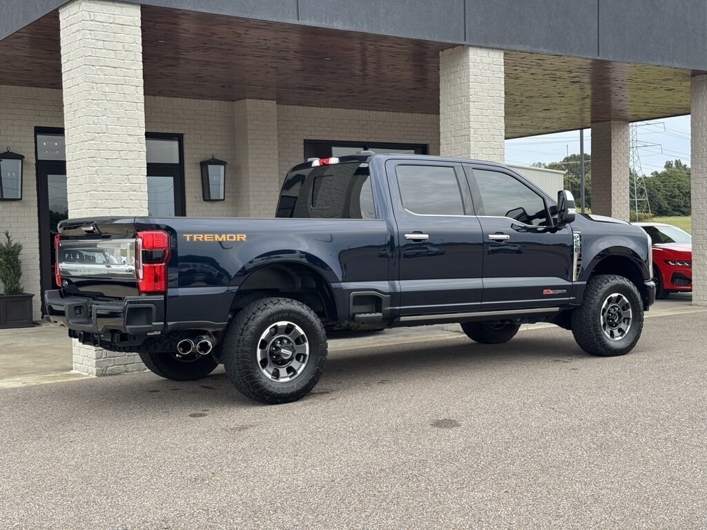 2024 Ford F-250 Platinum photo 14