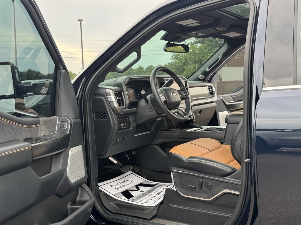 2024 Ford F-250 Platinum photo 23