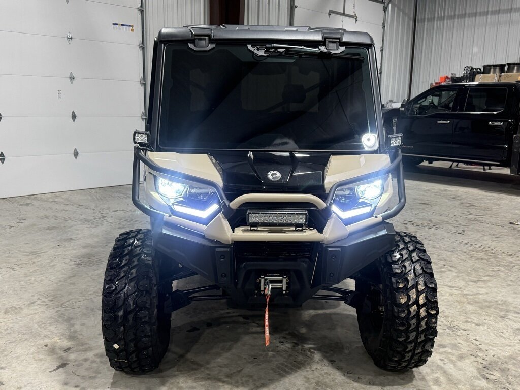 2024 Can-Am Defender MAX Limited HD10   - Photo 10 - Martin, TN 38237