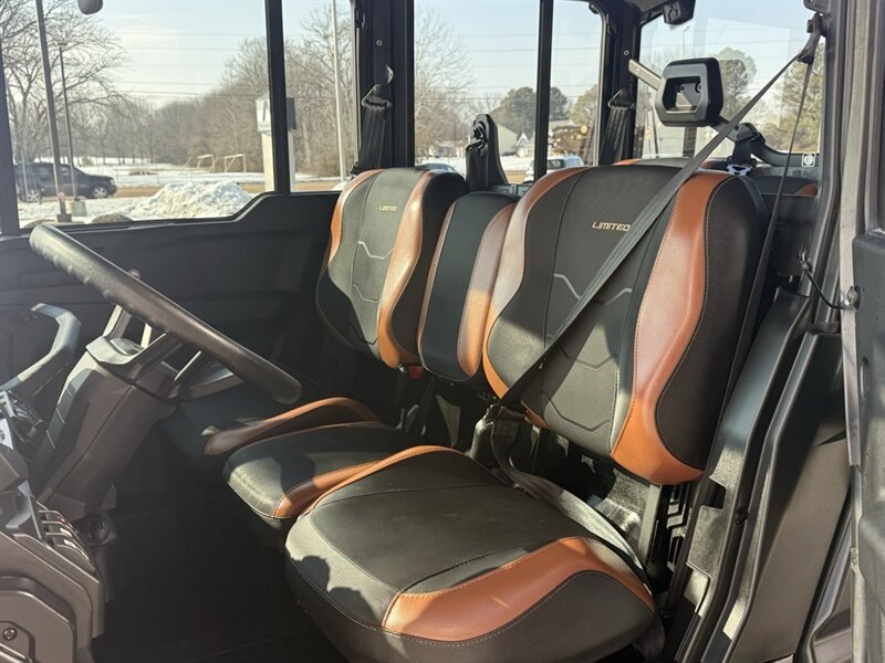 2024 Can-Am Defender MAX Limited HD10   - Photo 2 - Martin, TN 38237