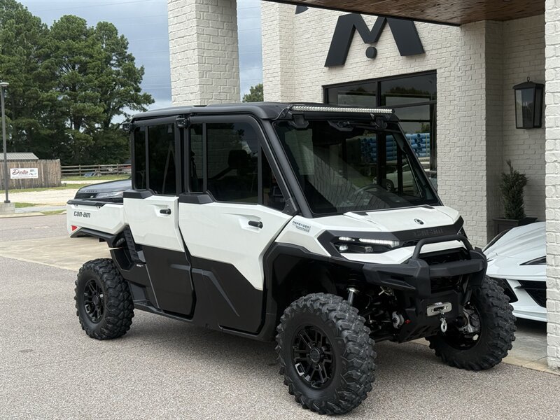 2026 Can-Am Defender MAX Limited HD11 - Photo 1 - Martin, TN 38237