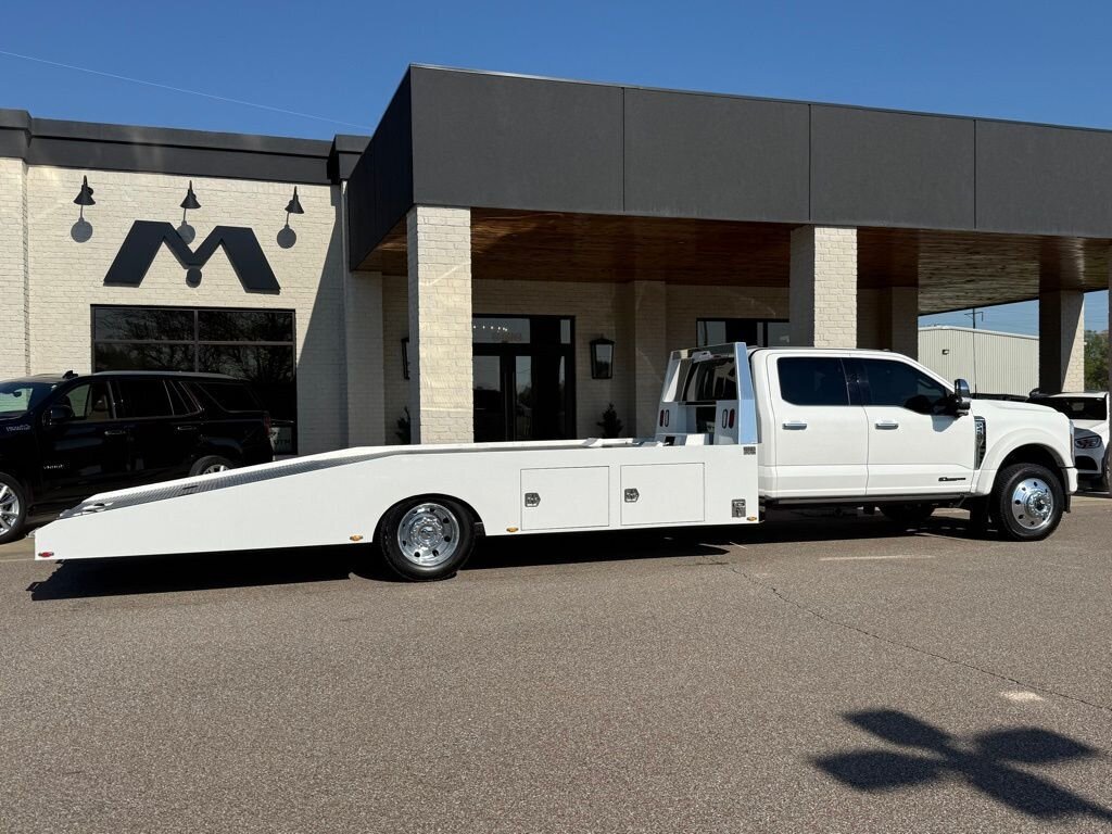 2024 Ford F-450 Super Duty Platinum DRW - Photo 6 - Martin, TN 38237