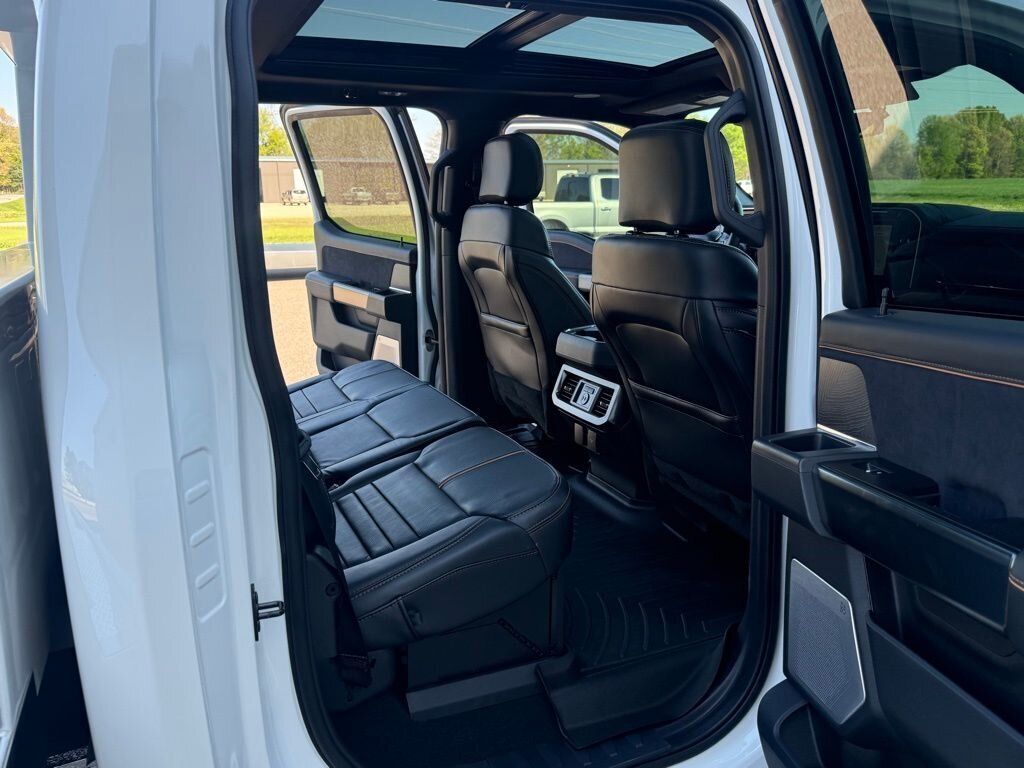 2024 Ford F-450 Super Duty Platinum DRW - Photo 63 - Martin, TN 38237