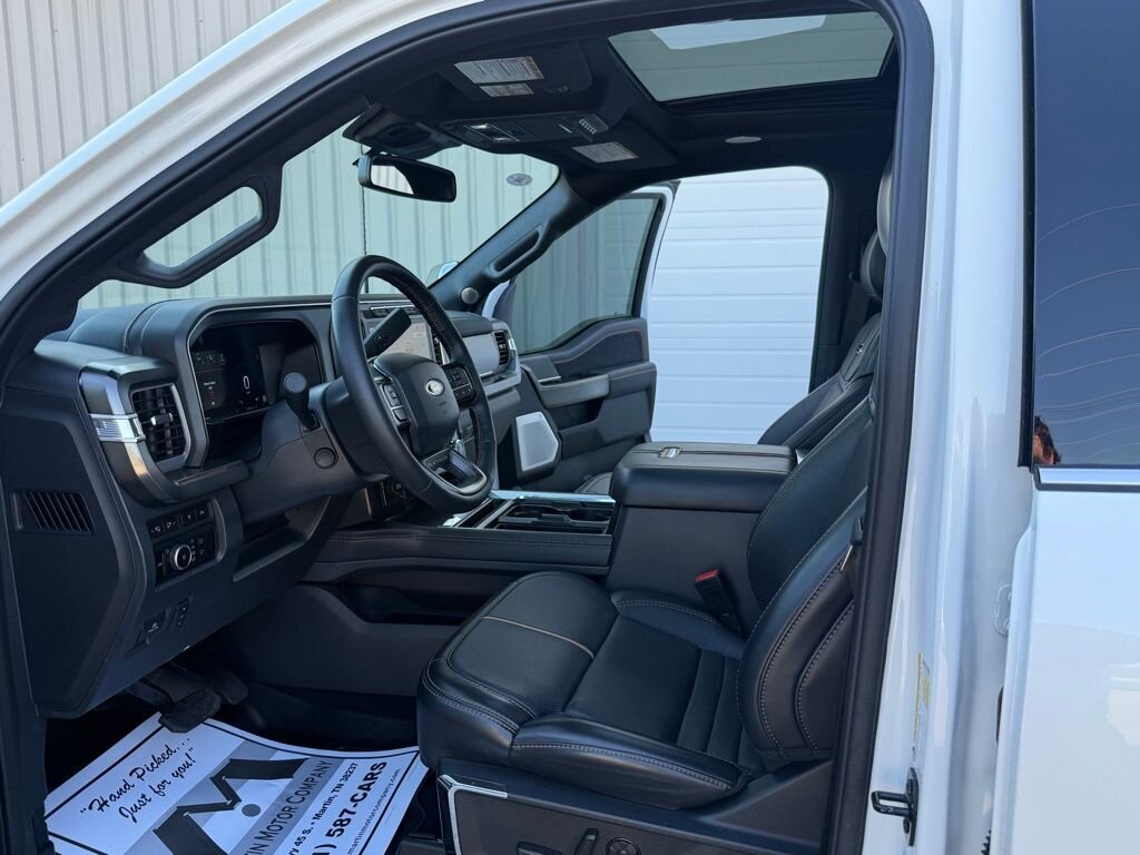 2024 Ford F-450 Super Duty Platinum DRW - Photo 39 - Martin, TN 38237
