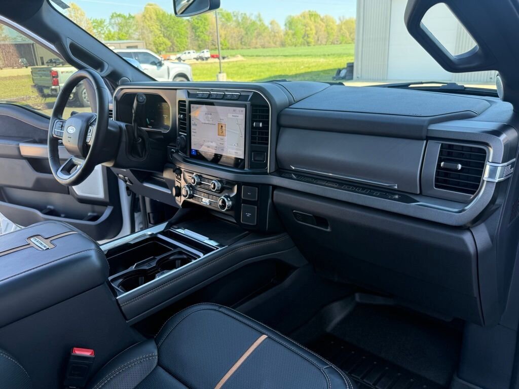 2024 Ford F-450 Super Duty Platinum DRW - Photo 67 - Martin, TN 38237