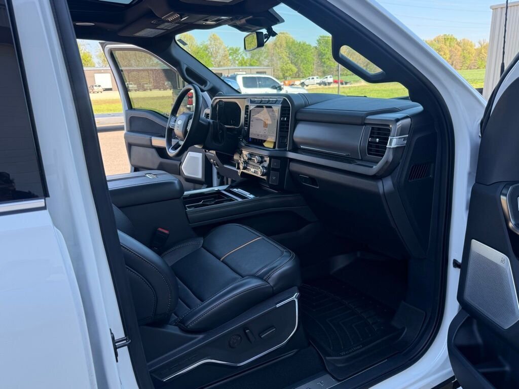 2024 Ford F-450 Super Duty Platinum DRW - Photo 65 - Martin, TN 38237
