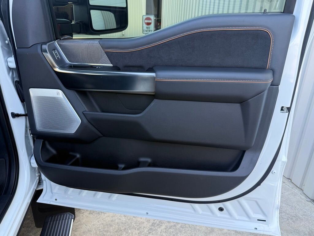 2024 Ford F-450 Super Duty Platinum DRW - Photo 68 - Martin, TN 38237