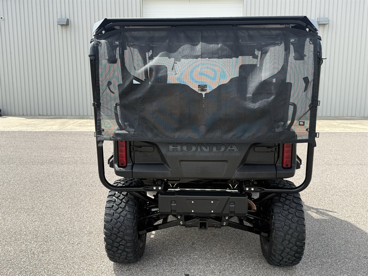 2024 Honda Pioneer 1000-5 Deluxe   - Photo 6 - Martin, TN 38237