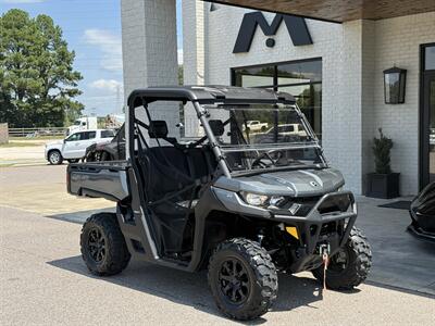 2024 Can-Am Defender XT HD7