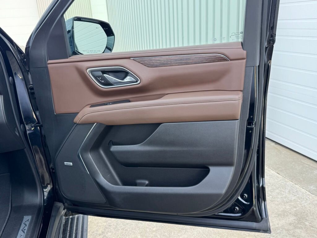 2023 Chevrolet Tahoe High Country   - Photo 49 - Martin, TN 38237