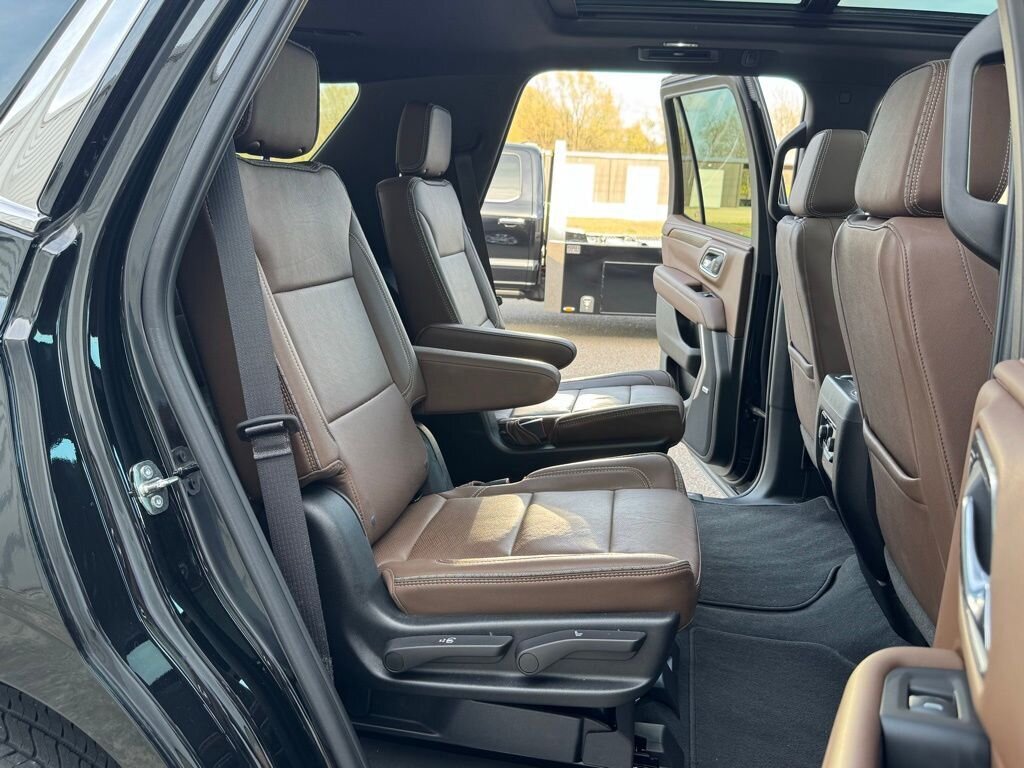 2023 Chevrolet Tahoe High Country   - Photo 44 - Martin, TN 38237