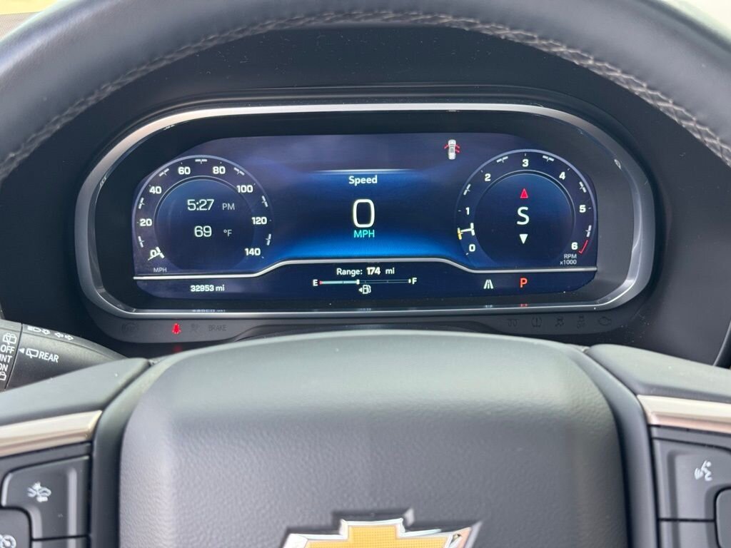 2023 Chevrolet Tahoe High Country   - Photo 24 - Martin, TN 38237