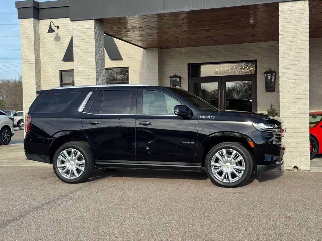 2023 Chevrolet Tahoe High Country   - Photo 17 - Martin, TN 38237