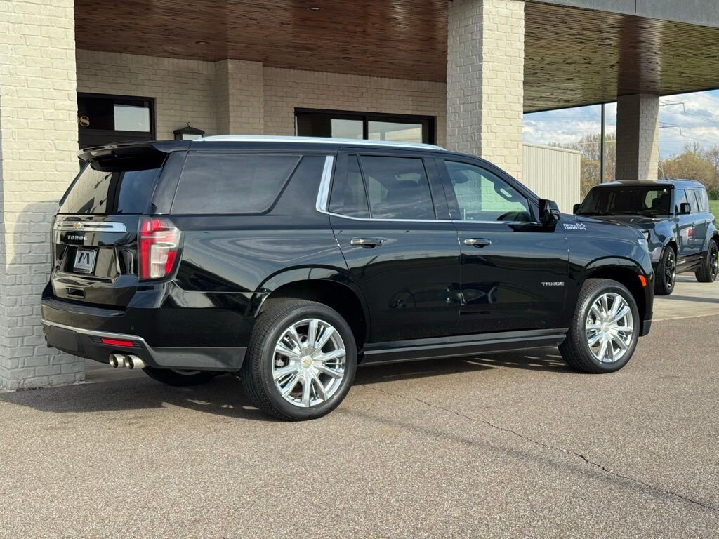 2023 Chevrolet Tahoe High Country   - Photo 14 - Martin, TN 38237