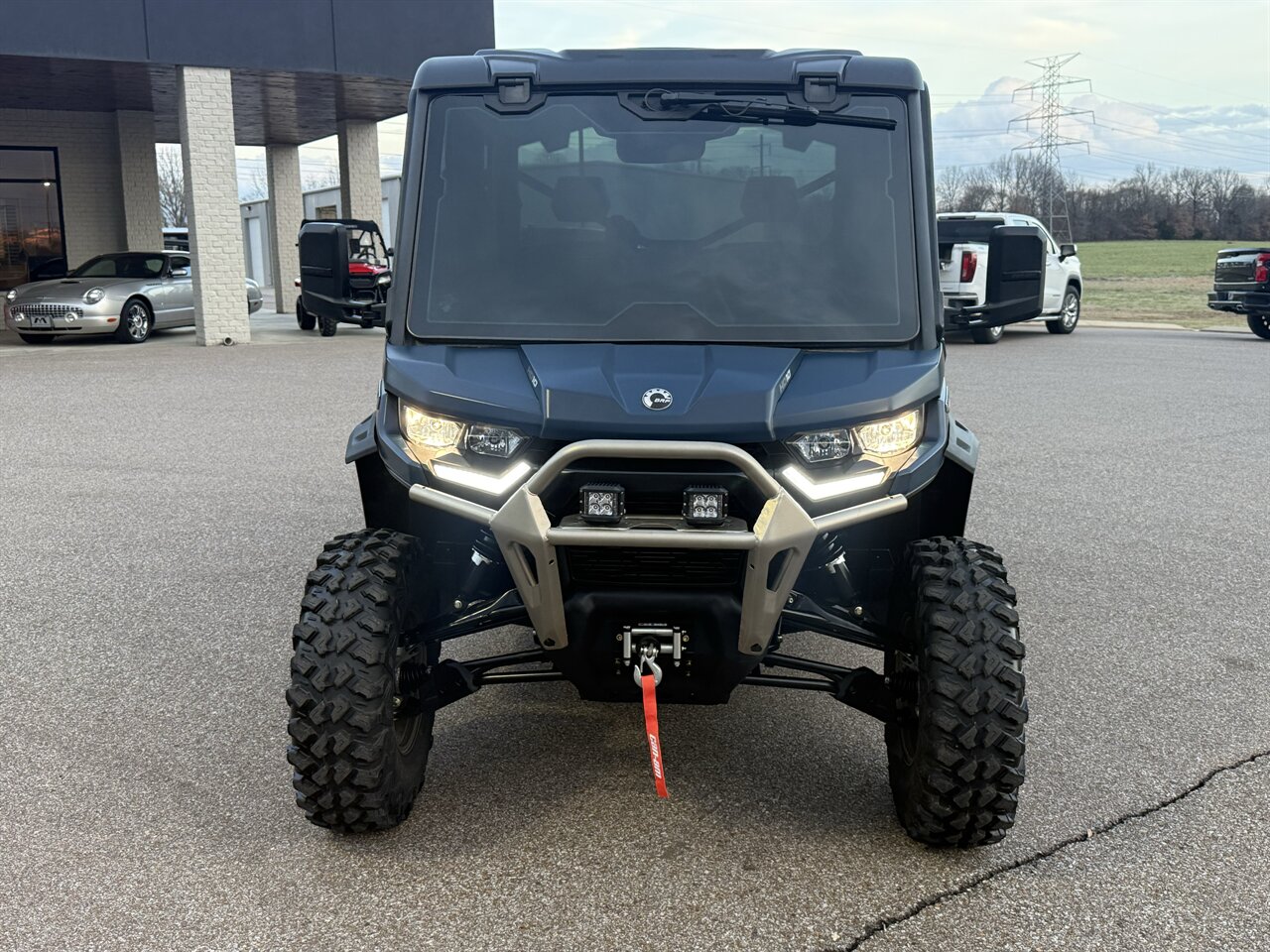 2025 Can-Am Defender MAX Limited HD10   - Photo 10 - Martin, TN 38237