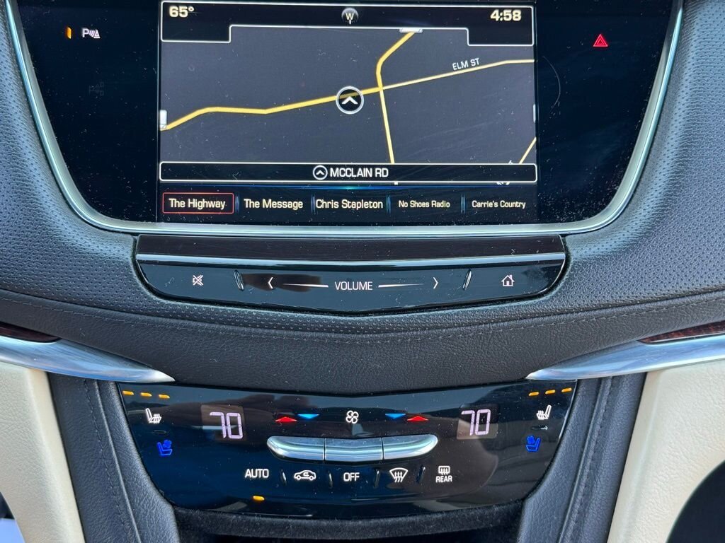 2017 Cadillac XT5 Premium Luxury   - Photo 26 - Martin, TN 38237