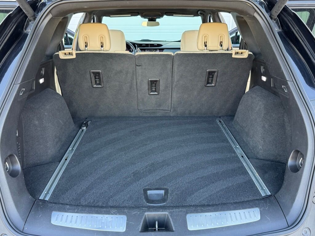 2017 Cadillac XT5 Premium Luxury   - Photo 36 - Martin, TN 38237