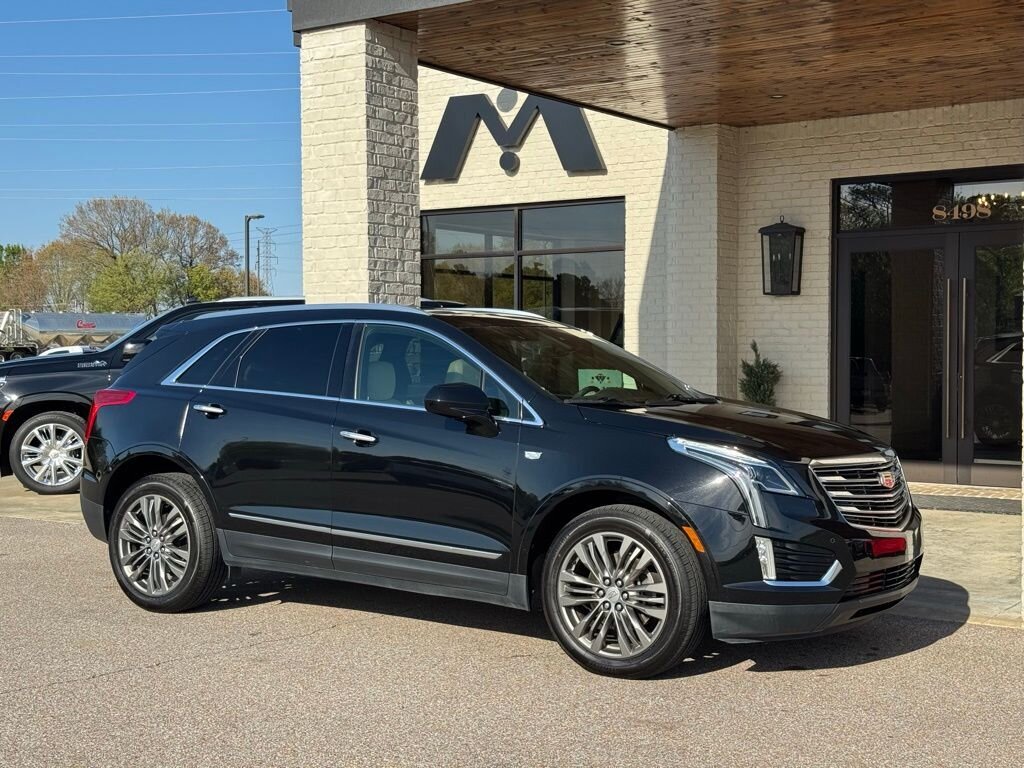2017 Cadillac XT5 Premium Luxury   - Photo 16 - Martin, TN 38237