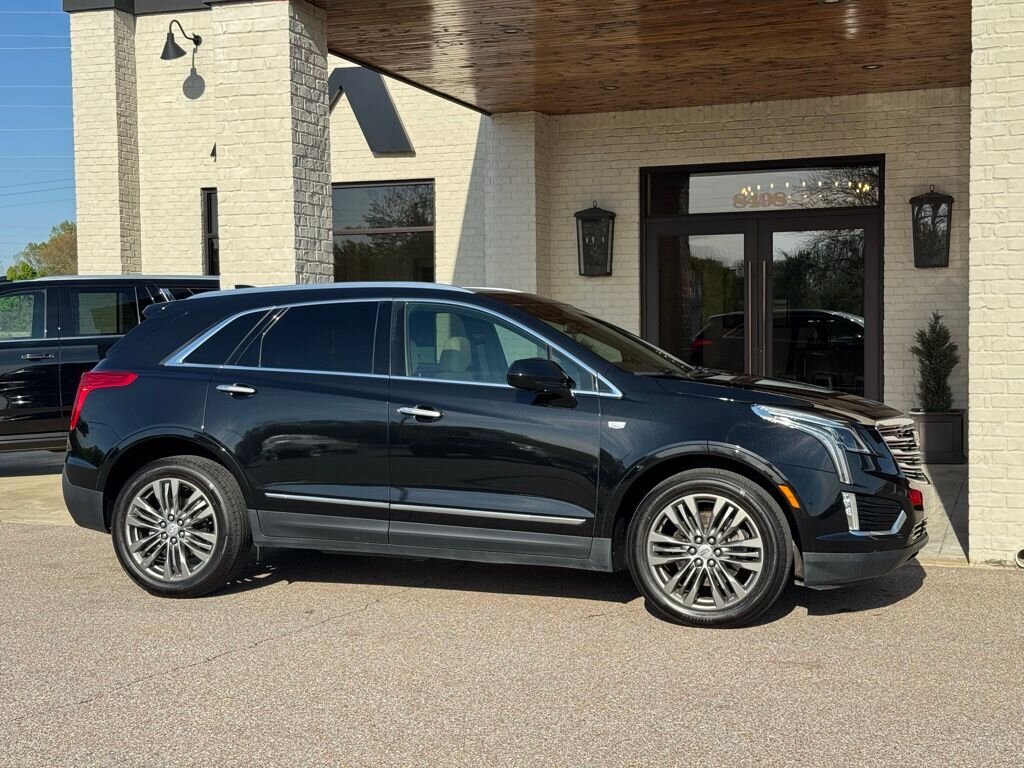 2017 Cadillac XT5 Premium Luxury   - Photo 15 - Martin, TN 38237