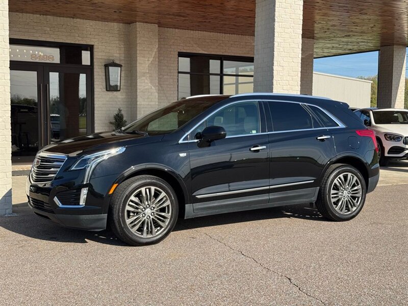 2017 Cadillac XT5 Premium Luxury   - Photo 4 - Martin, TN 38237
