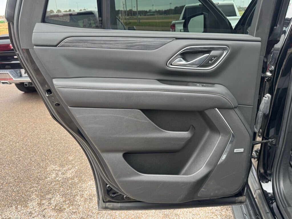 2022 GMC Yukon SLT - Photo 38 - Martin, TN 38237