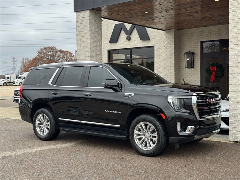 2022 GMC Yukon SLT - Photo 1 - Martin, TN 38237
