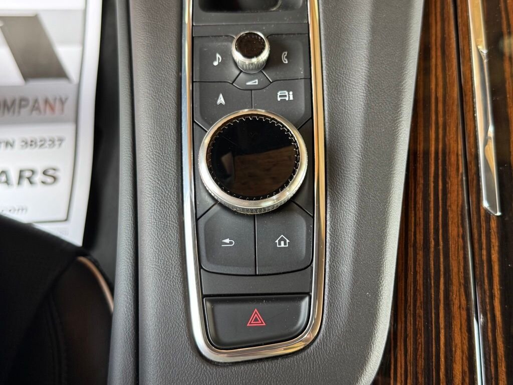 2023 Cadillac Escalade Premium Luxury   - Photo 31 - Martin, TN 38237