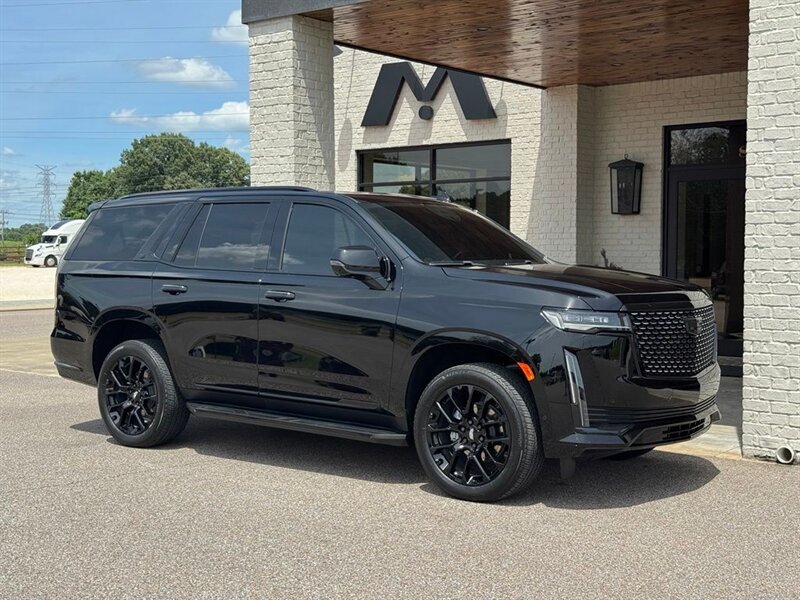 2023 Cadillac Escalade Premium Luxury   - Photo 1 - Martin, TN 38237