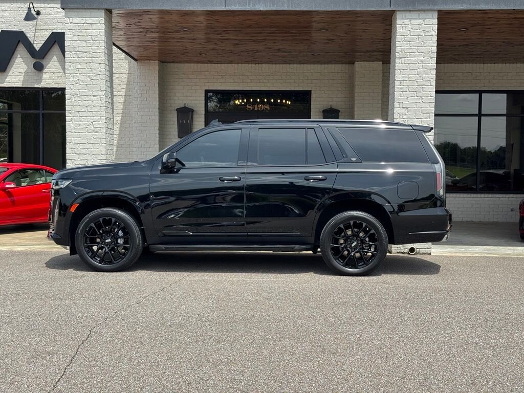 2023 Cadillac Escalade Premium Luxury   - Photo 7 - Martin, TN 38237