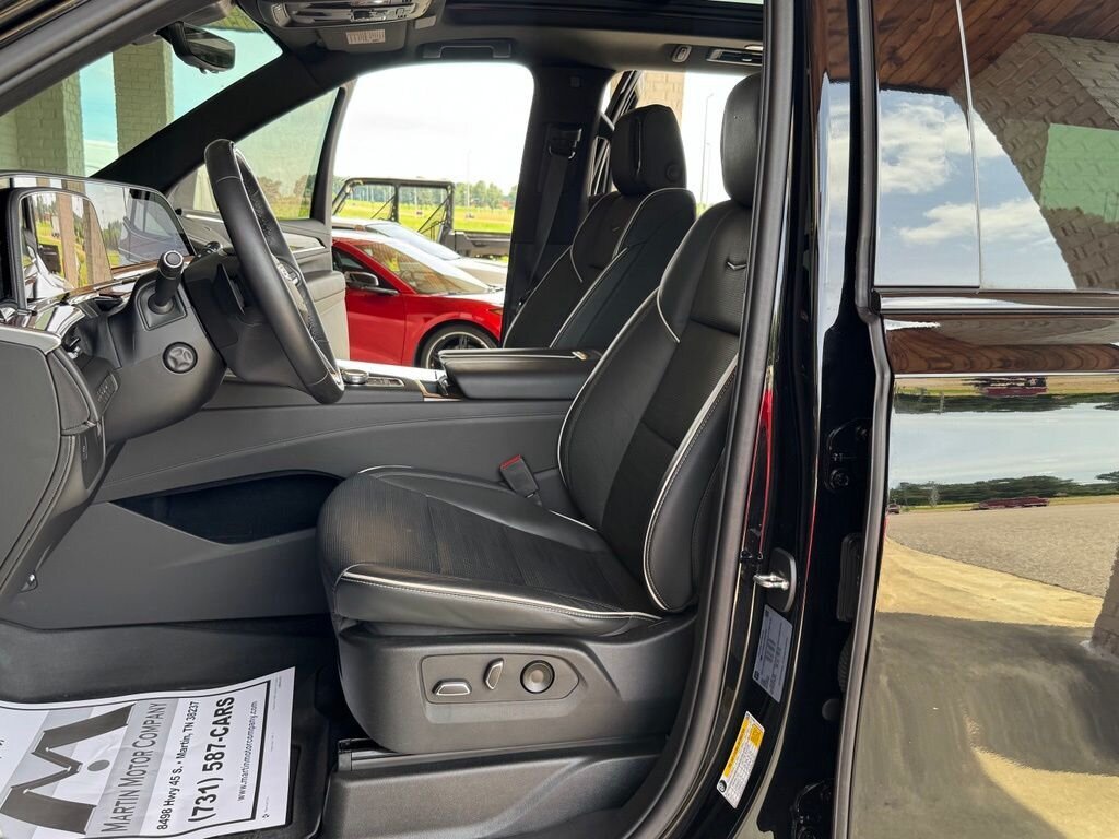 2023 Cadillac Escalade Premium Luxury   - Photo 37 - Martin, TN 38237