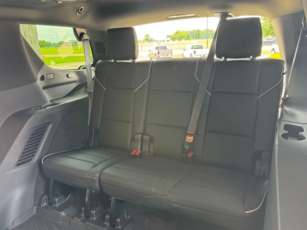 2023 Cadillac Escalade Premium Luxury   - Photo 42 - Martin, TN 38237