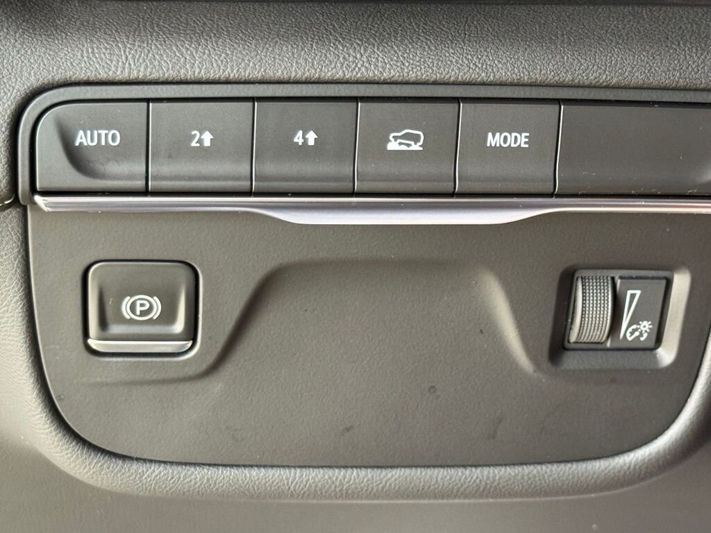 2023 Cadillac Escalade Premium Luxury   - Photo 34 - Martin, TN 38237