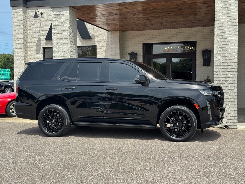 2023 Cadillac Escalade Premium Luxury   - Photo 18 - Martin, TN 38237