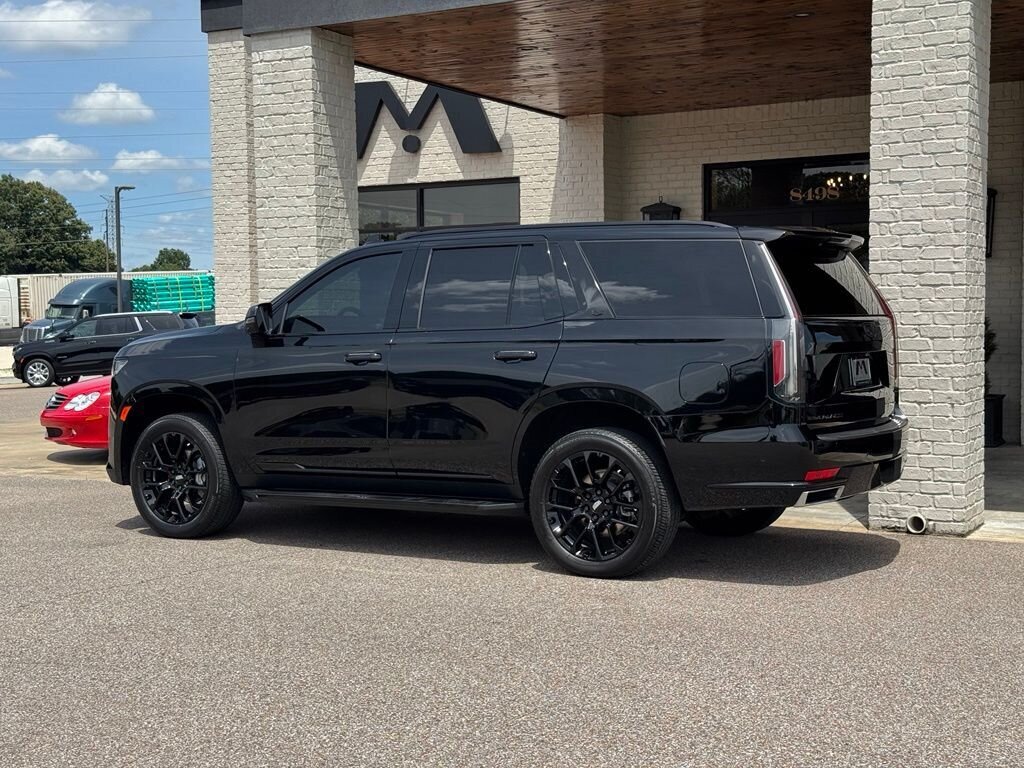 2023 Cadillac Escalade Premium Luxury   - Photo 9 - Martin, TN 38237