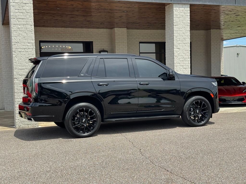 2023 Cadillac Escalade Premium Luxury   - Photo 15 - Martin, TN 38237