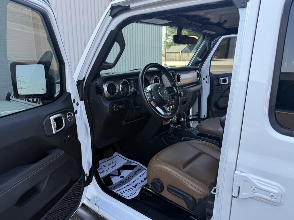 2020 Jeep Gladiator Rubicon photo 19