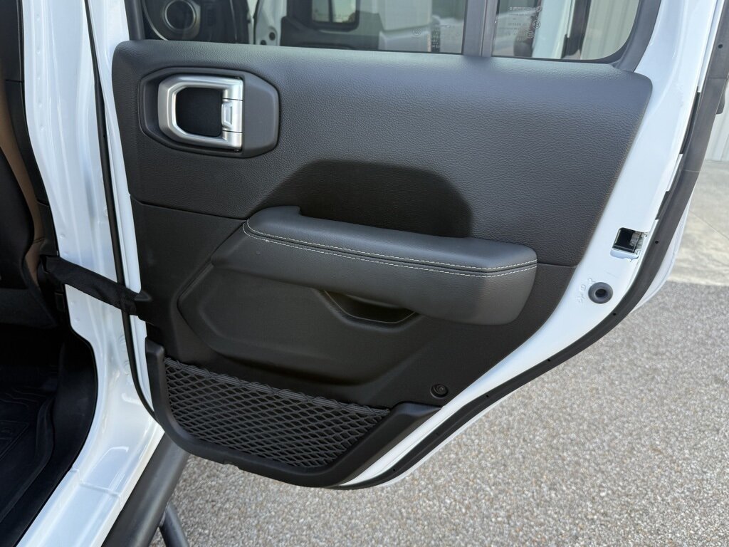 2020 Jeep Gladiator Rubicon   - Photo 41 - Martin, TN 38237