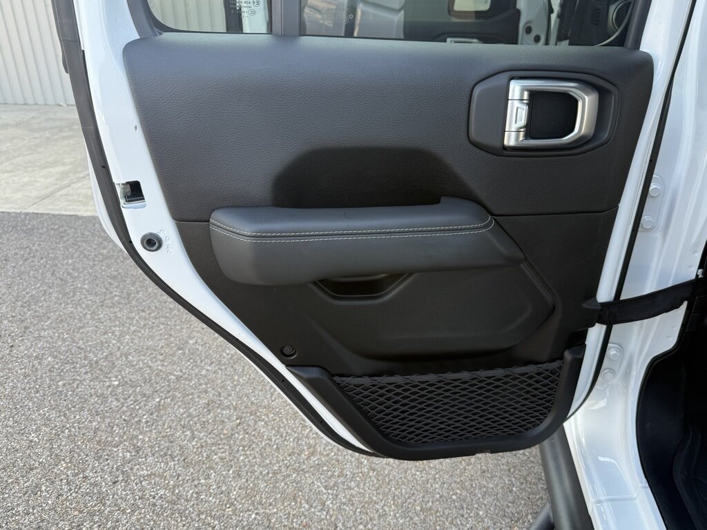 2020 Jeep Gladiator Rubicon   - Photo 38 - Martin, TN 38237