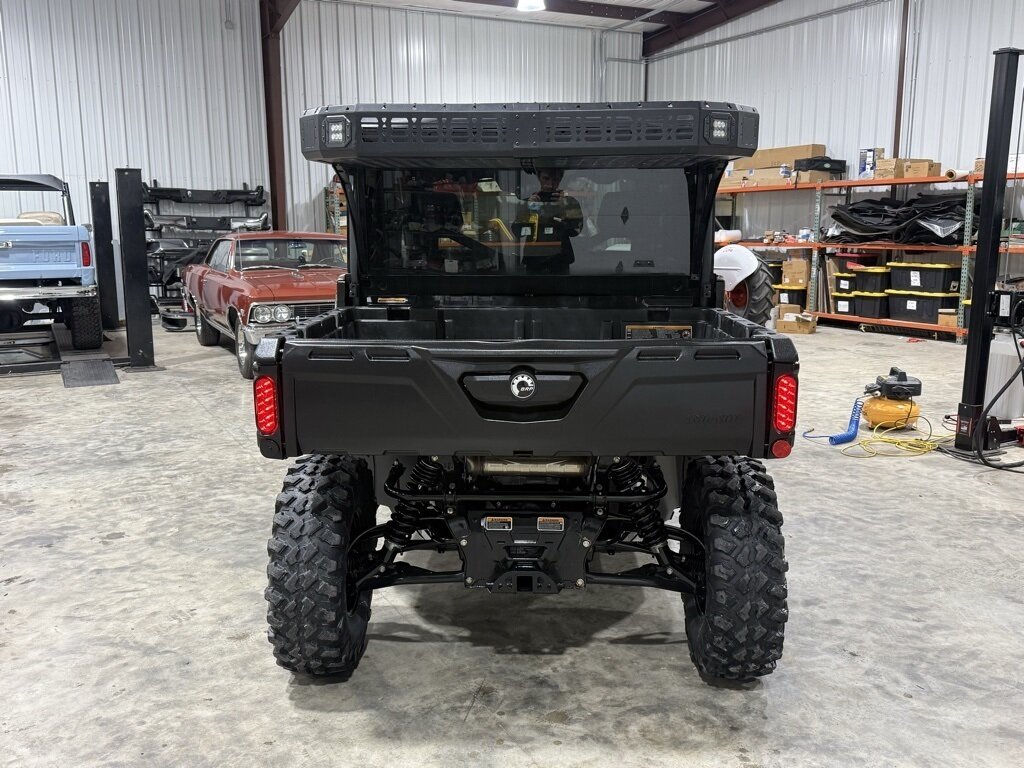 2024 Can-Am Defender MAX Limited HD10   - Photo 6 - Martin, TN 38237