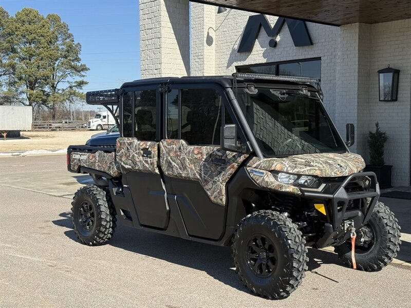 2024 Can-Am Defender MAX Limited HD10   - Photo 1 - Martin, TN 38237