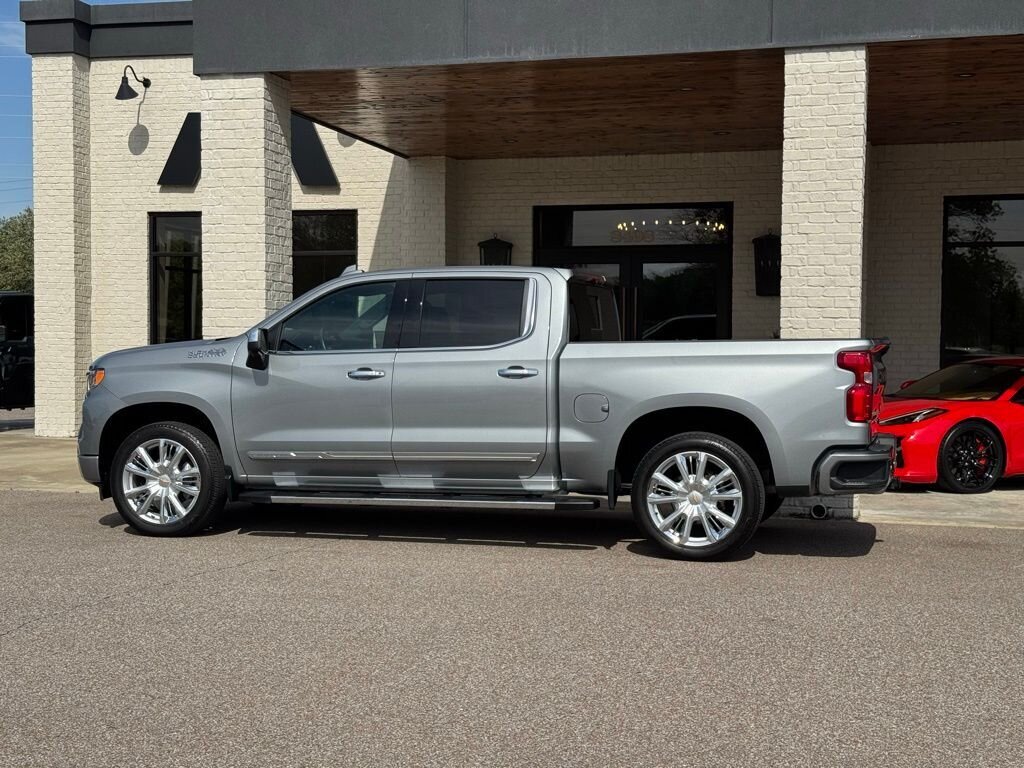 2024 Chevrolet Silverado 1500 High Country   - Photo 8 - Martin, TN 38237