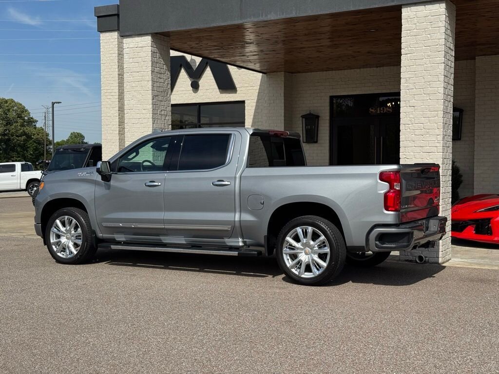 2024 Chevrolet Silverado 1500 High Country   - Photo 9 - Martin, TN 38237