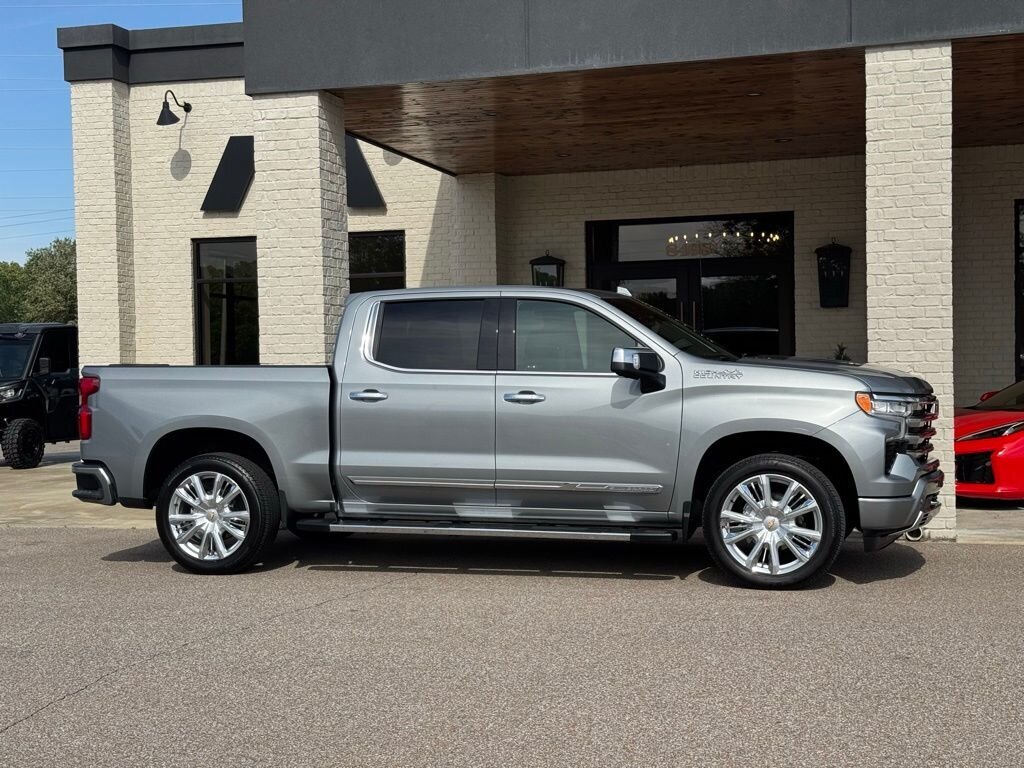 2024 Chevrolet Silverado 1500 High Country   - Photo 18 - Martin, TN 38237