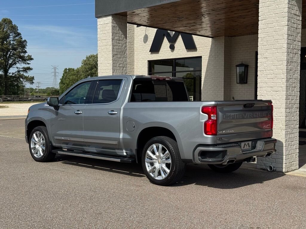 2024 Chevrolet Silverado 1500 High Country   - Photo 10 - Martin, TN 38237