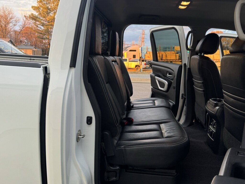 2018 Nissan Titan XD PRO-4X   - Photo 41 - Martin, TN 38237