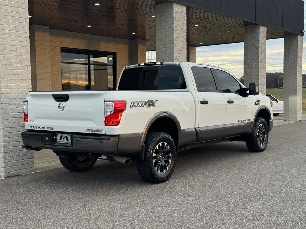 2018 Nissan Titan XD PRO-4X   - Photo 12 - Martin, TN 38237