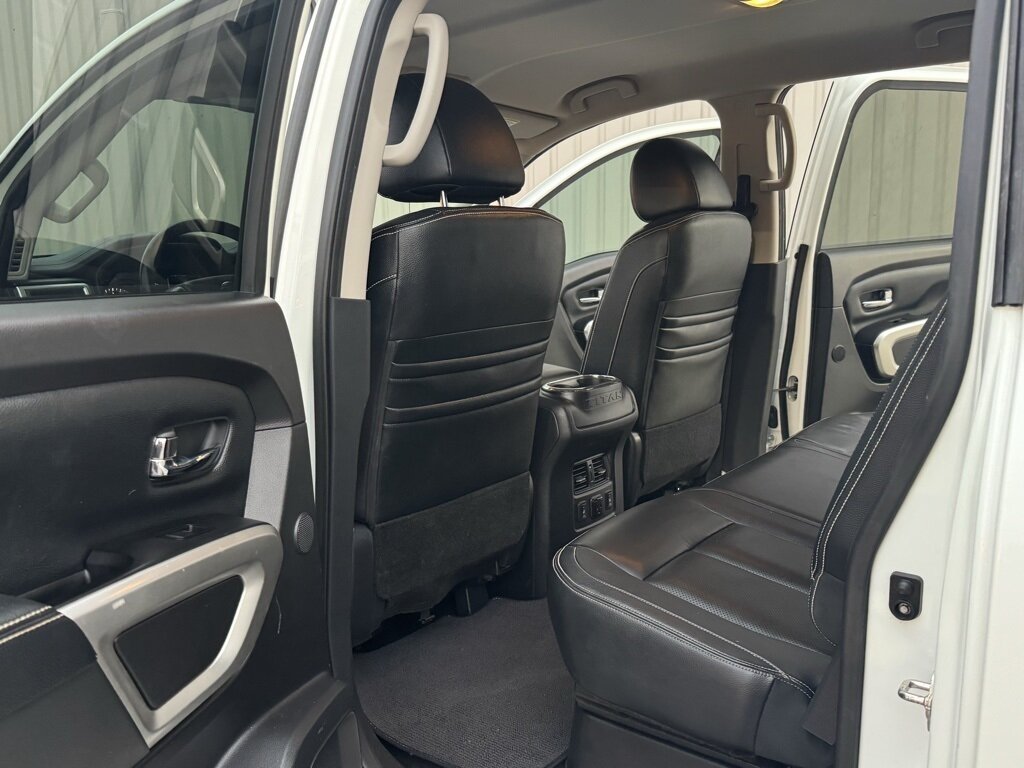 2018 Nissan Titan XD PRO-4X   - Photo 37 - Martin, TN 38237