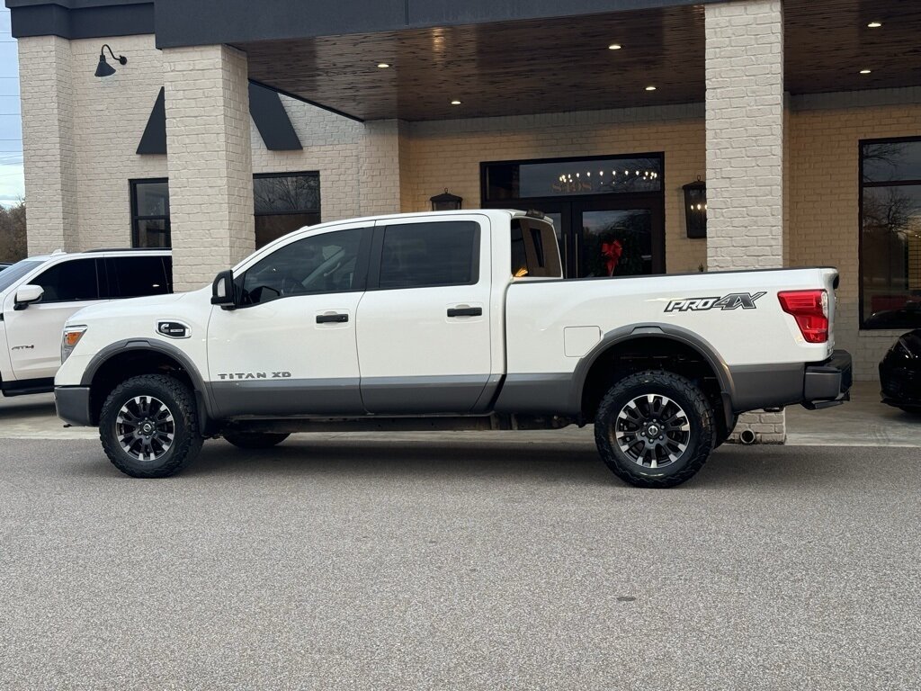 2018 Nissan Titan XD PRO-4X   - Photo 8 - Martin, TN 38237