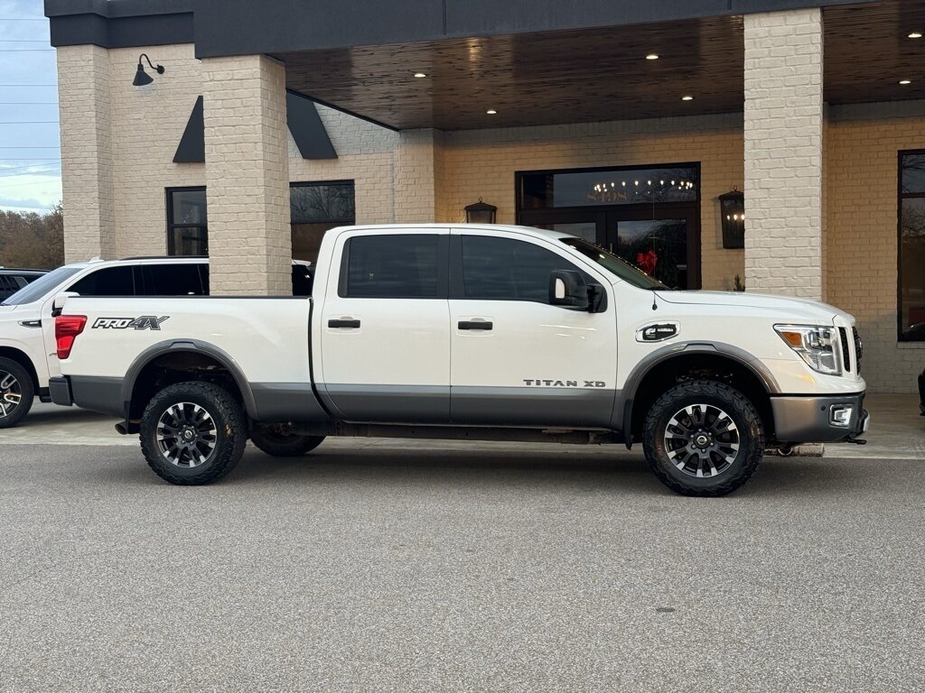 2018 Nissan Titan XD PRO-4X   - Photo 17 - Martin, TN 38237